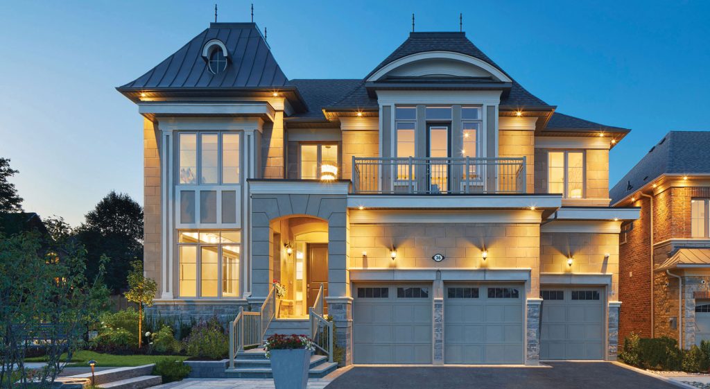 Indulge in Luxury and Convenience with a Toronto Villa Retreat